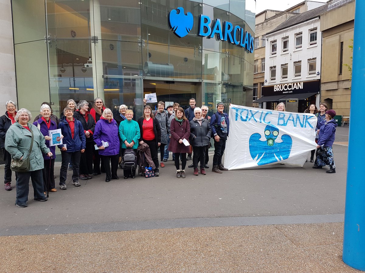 Flash Mob at Barclay's 06.05.17